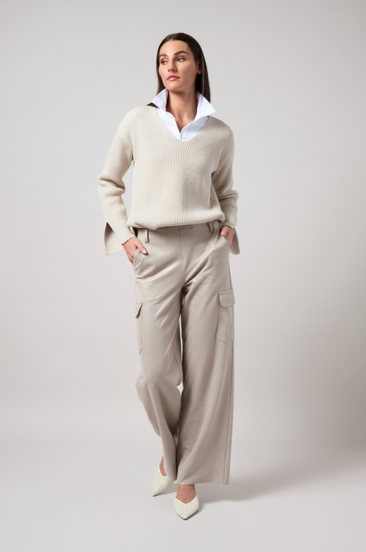 Lysse Ximena V-Neck Cozy Sweater Liquid Soft Taupe