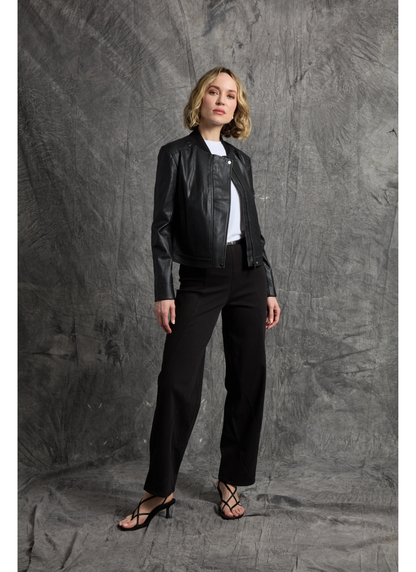Lysse Amabel Seamed Barrel (31" Inseam) Black