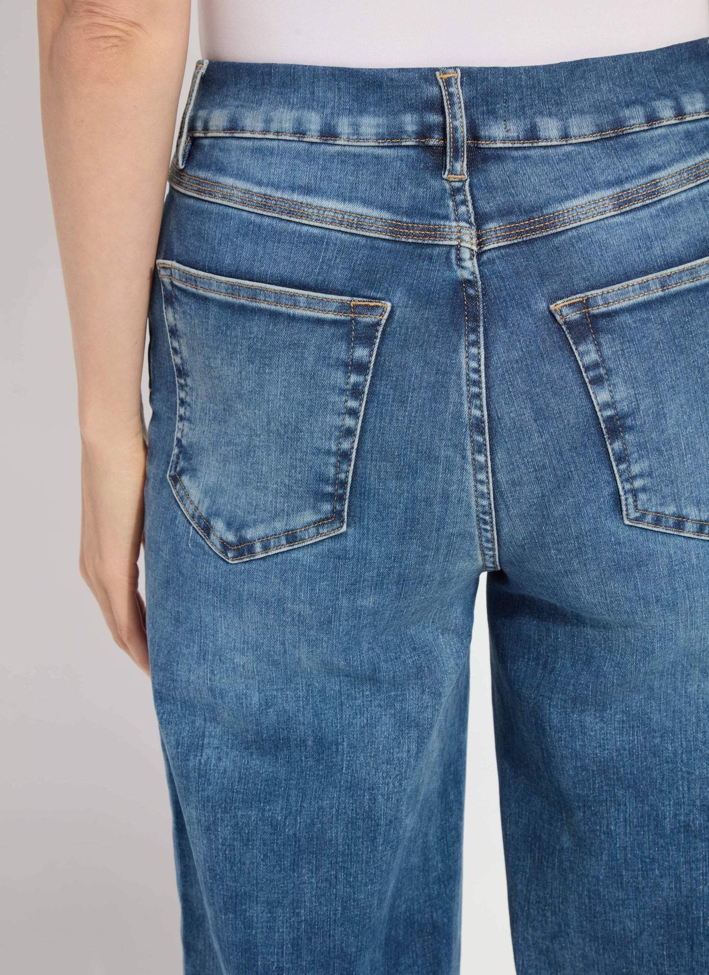Lysse Sylvie Wide Leg Premium Denim - Hi-Low Mid Wash (28" Inseam) Hi-Low Midwash