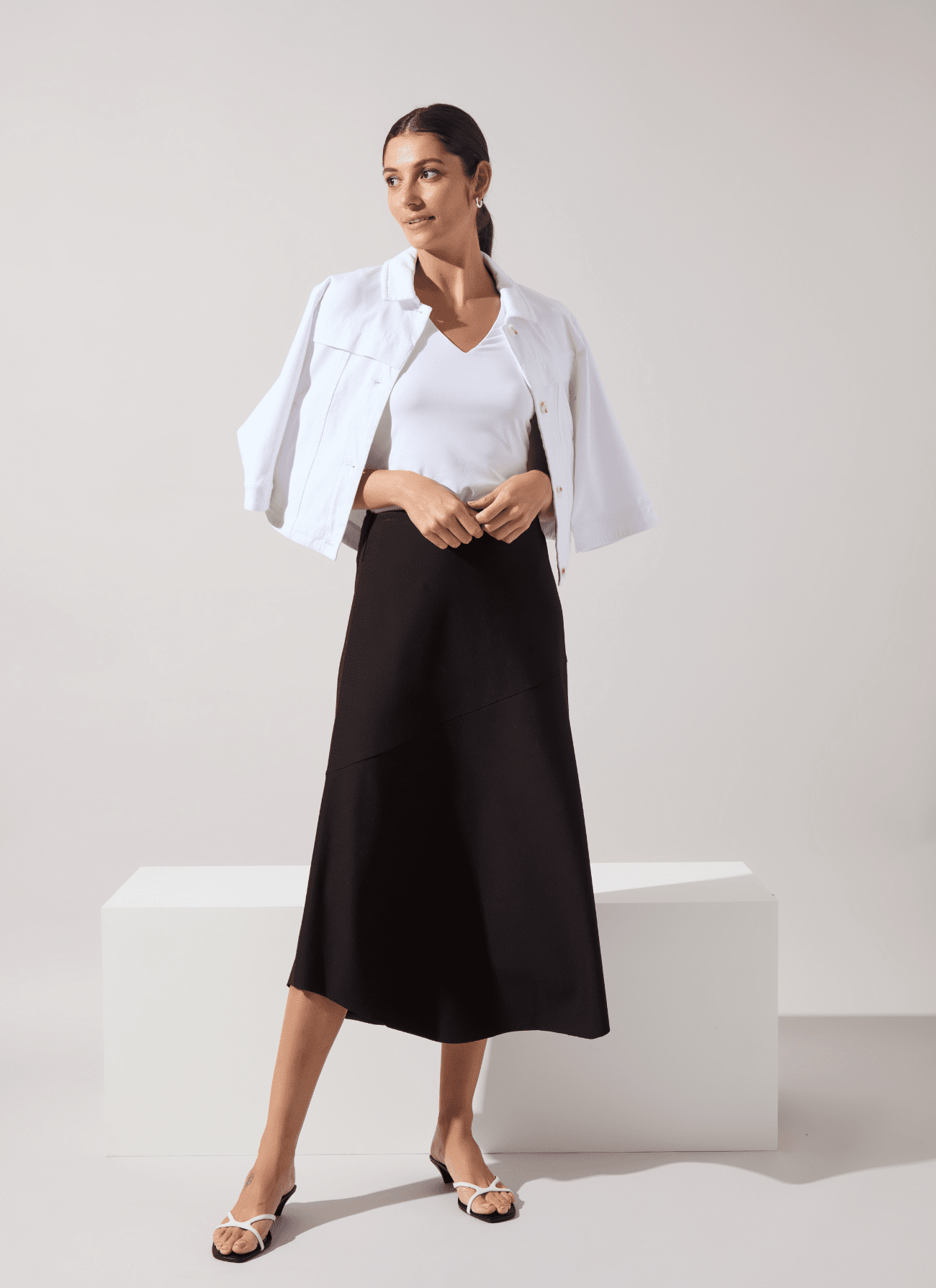 Lysse Essential V-Neck Shell White