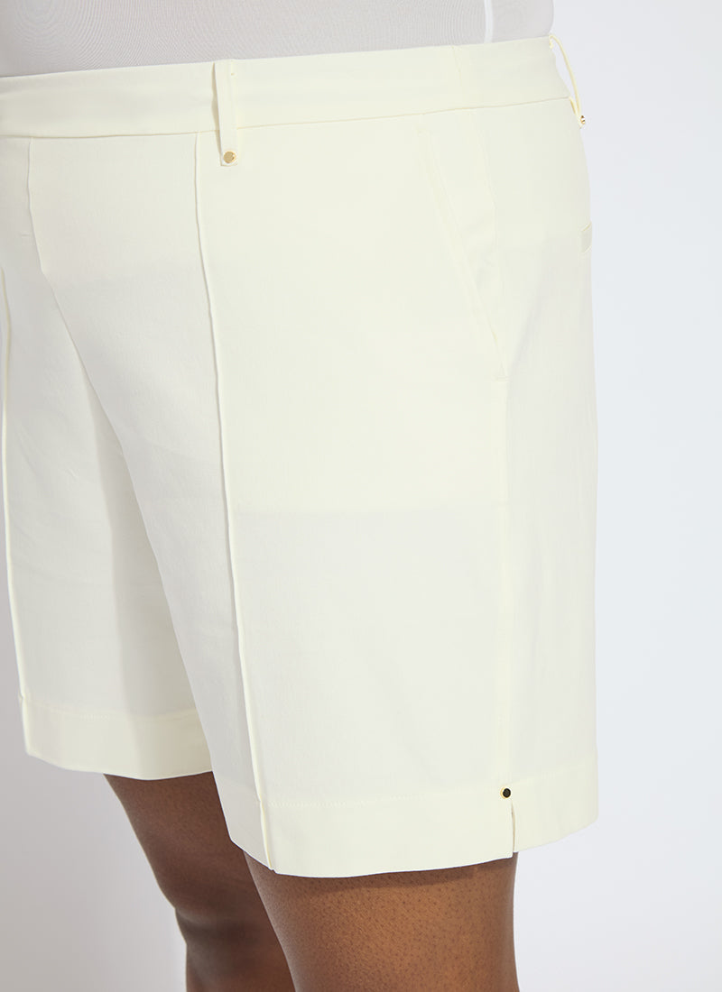 Lysse Amanda Twill Short Curvy (6" Inseam) Off White