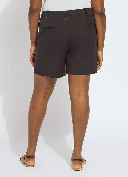 Lysse Amanda Twill Short Curvy (6" Inseam) Off White