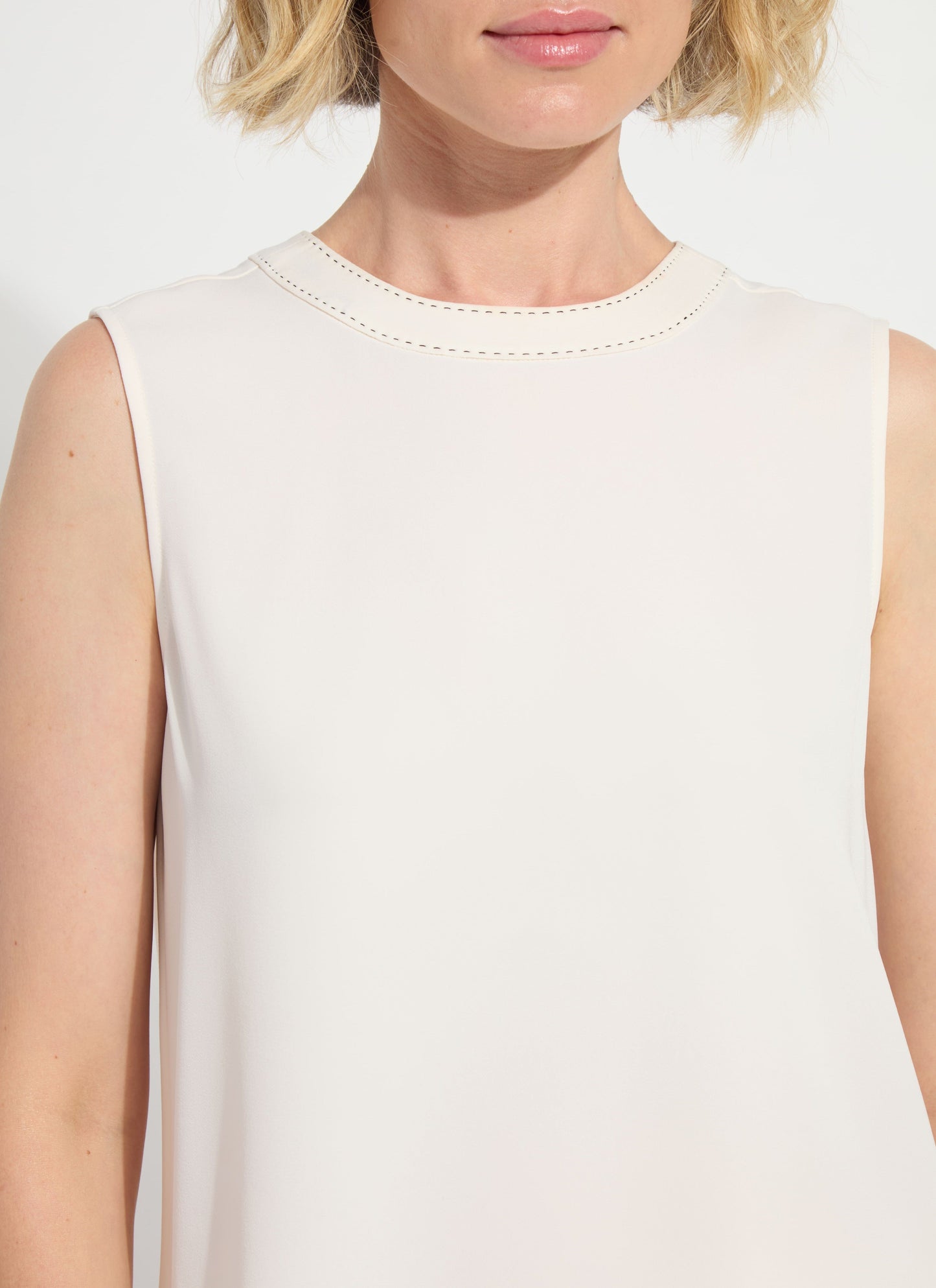 Lysse Kavita Crew Neck Contrast Stitching Shell Chalk