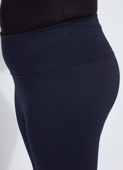 Lysse Signature Center Seam Curvy (28.5" Inseam) Midnight